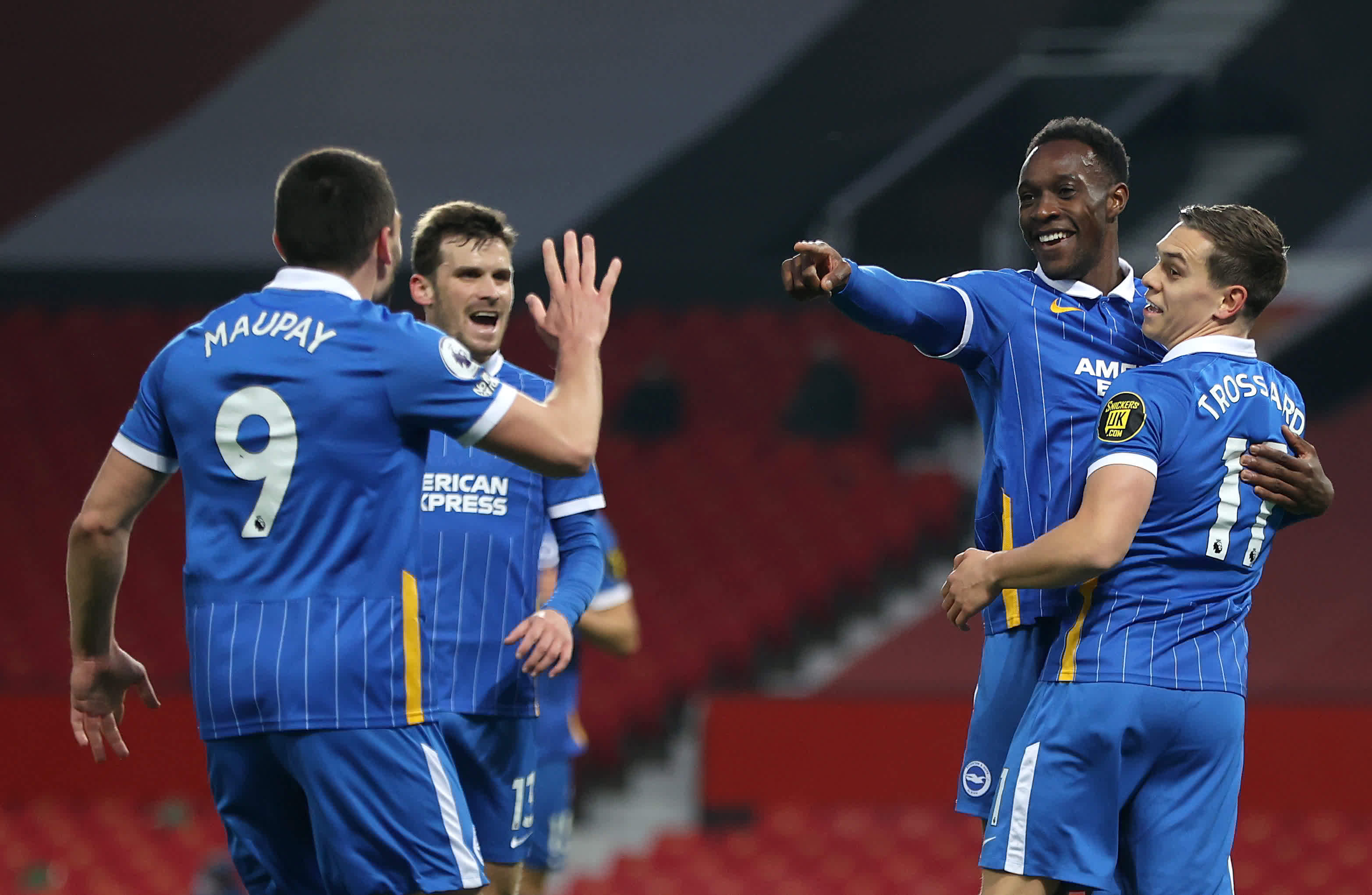 否会借此机 否会借此机